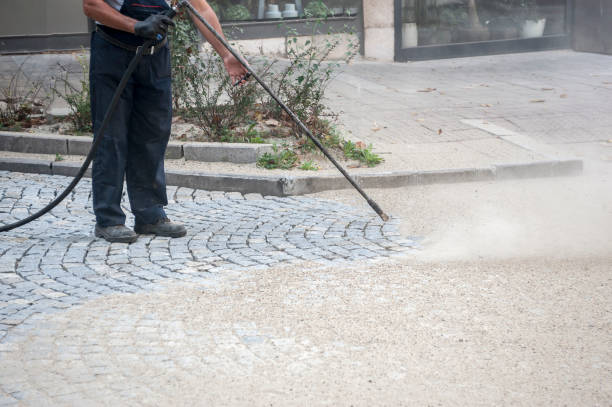 Val Verde, CA Pressure Washing Services Company
